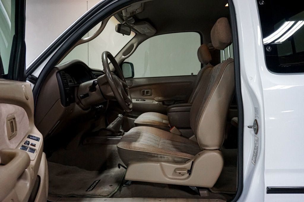 Used 2004 Toyota Tacoma 4x4 Xtracab V6 image 8