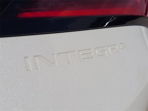Used 2023 Acura Integra A-Spec image 10