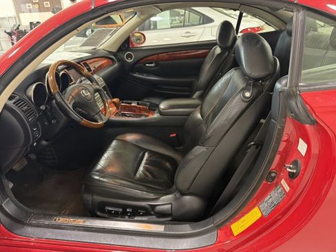 Used 2002 Lexus SC 430 Convertible image 6