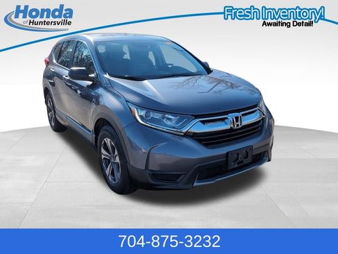 Used 2017 Honda CR-V LX image 1