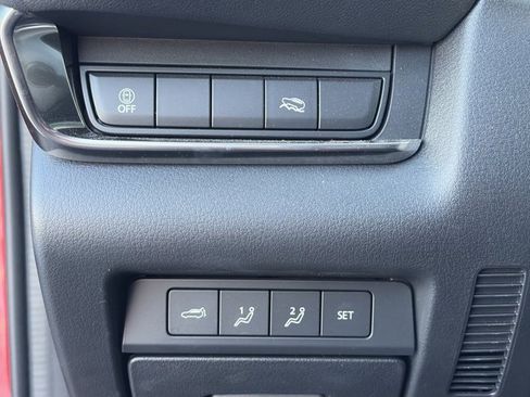 Used 2022 MAZDA CX-30 AWD 2.5 S w/ Premium Package image 18