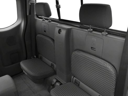 Used 2018 Nissan Frontier SV RWD image 18