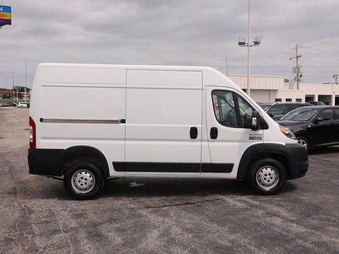 Used 2019 RAM ProMaster 2500 FWD image 5