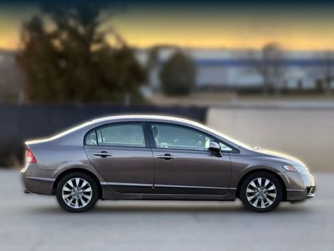 Used 2010 Honda Civic EX image 7