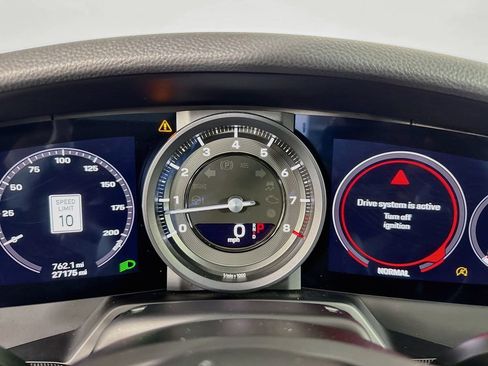 Used 2020 Porsche 911 Carrera RWD image 17