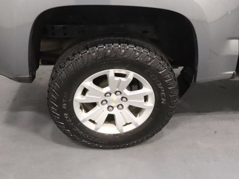 Used 2020 Chevrolet Colorado LT w/ Safety Package AWD/4WD image 30