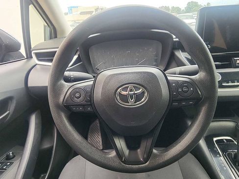 Used 2023 Toyota Corolla LE image 15