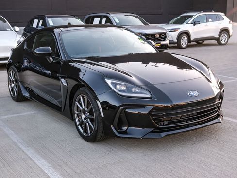 Used 2022 Subaru BRZ Limited RWD image 3