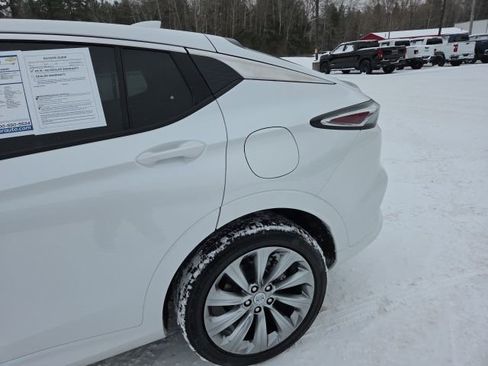 Used 2025 Buick Envista Avenir image 33