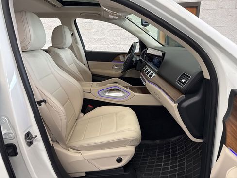 Used 2025 Mercedes-Benz GLE 350 4MATIC image 52