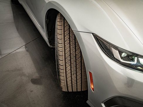 Used 2025 Ford Mustang Premium image 44