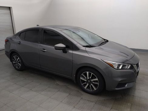Used 2020 Nissan Versa SV FWD image 11