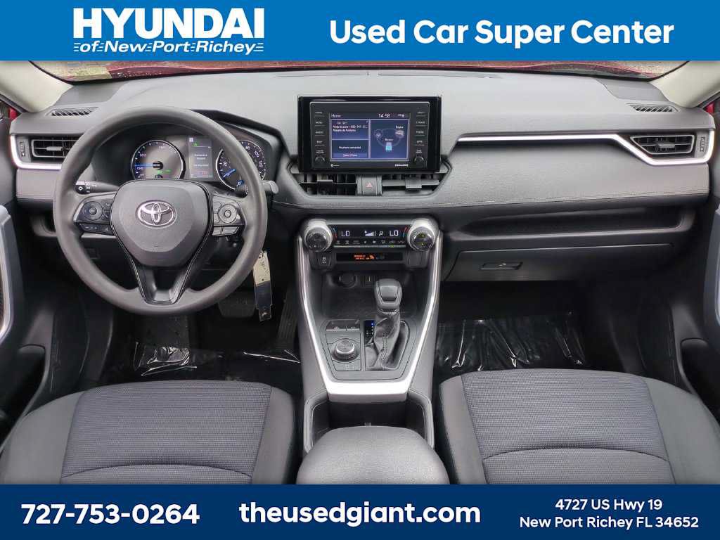 Used 2022 Toyota RAV4 LE AWD/4WD image 15