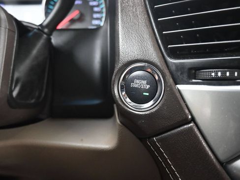 Used 2020 Chevrolet Suburban LT AWD/4WD image 24