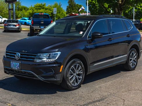 Used 2020 Volkswagen Tiguan SE AWD/4WD image 4