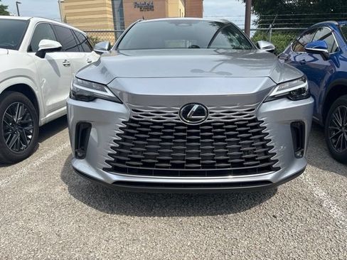 Used 2025 Lexus RX 350 Premium w/ Accessory Package (Z1) FWD image 11