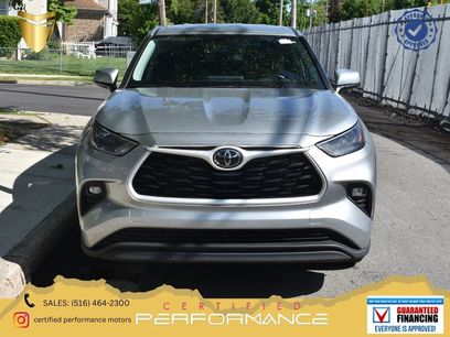 Used 2025 Toyota Highlander LE