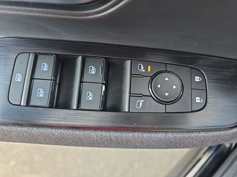 New 2026 Nissan Kicks SV w/ SV Premium Package image 30