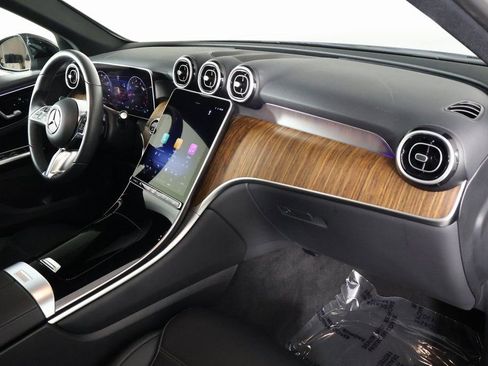Certified 2026 Mercedes-Benz GLC 300 image 9