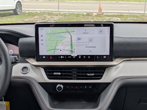 New 2026 Ford Explorer Active w/ Active Comfort Package image 17