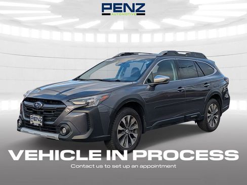 Used 2023 Subaru Outback Touring XT image 3