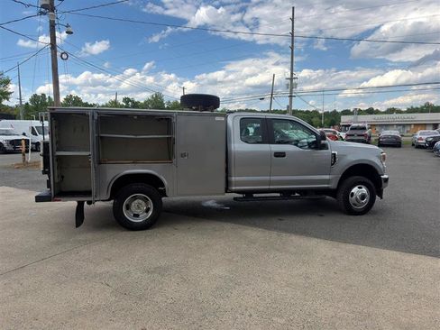 Used 2020 Ford F350 XL w/ Power Equipment Group AWD/4WD image 7