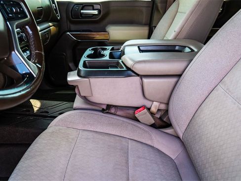 Used 2020 Chevrolet Silverado 1500 LT w/ Texas Edition AWD/4WD image 10