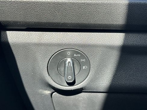 Used 2021 Volkswagen Jetta S image 30