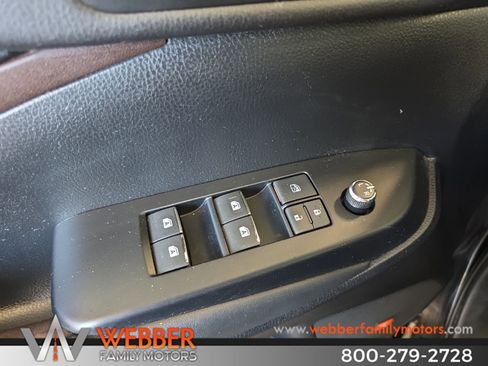 Used 2015 Toyota Highlander Limited AWD/4WD image 19