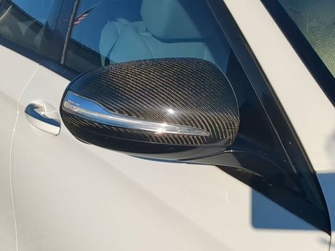 Used 2017 Mercedes-Benz E 300 4MATIC image 12