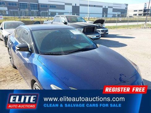 Used 2017 Nissan Maxima SR w/ Interior Lighting Package image 33