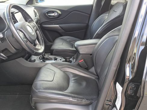 Used 2020 Jeep Cherokee Limited AWD/4WD image 15