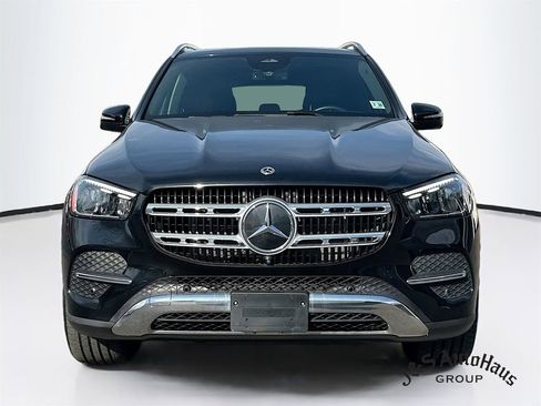 Used 2025 Mercedes-Benz GLE 450e 4MATIC image 2