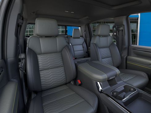 New 2026 Chevrolet Silverado 2500 ZR2 w/ LPO, Dark Essentials Package image 18