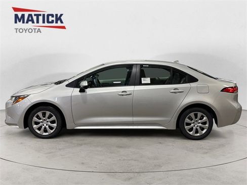 New 2026 Toyota Corolla LE image 4