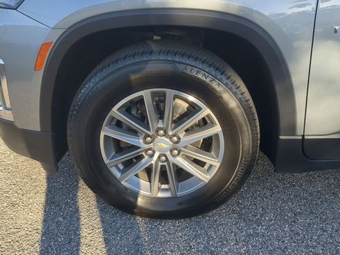 Used 2023 Chevrolet Traverse LT w/ LPO, Floor Liner Package image 31