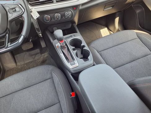 Used 2024 Chevrolet Trax RS w/ Driver Confidence Package FWD image 10