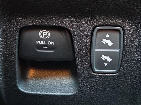 New 2026 RAM 1500 Big Horn AWD/4WD image 18