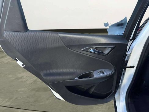 Used 2018 Chevrolet Malibu LT w/ Redline Edition image 12