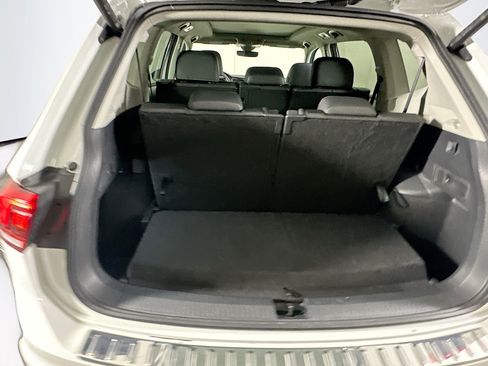 Used 2024 Volkswagen Tiguan Wolfsburg Edition image 30