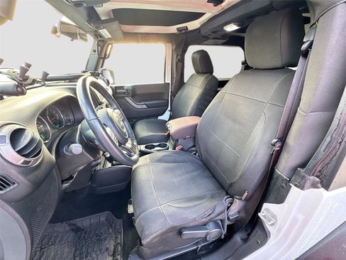 Used 2017 Jeep Wrangler Sport image 13