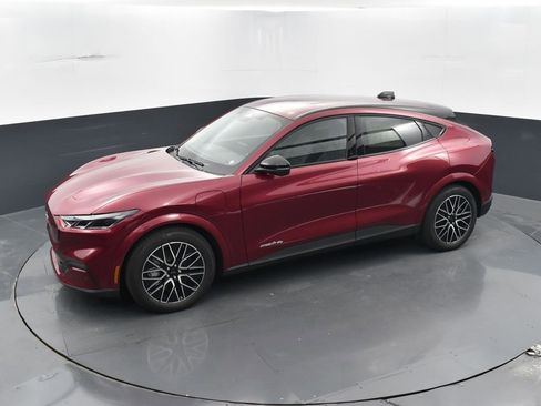 New 2025 Ford Mustang Mach-E Premium image 27