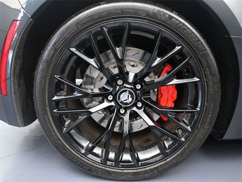 Used 2019 Chevrolet Corvette Z06 image 9