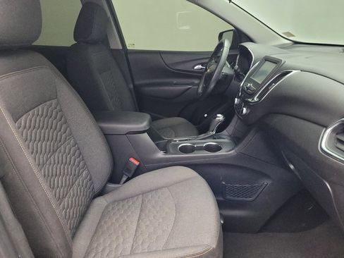 Used 2018 Chevrolet Equinox LT FWD image 21