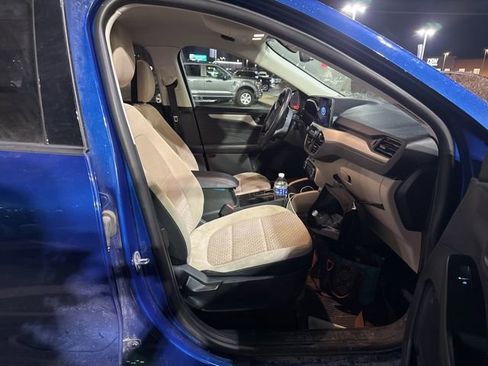 Used 2022 Ford Escape SE w/ Cold Weather Package image 10