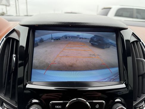 Used 2017 Chevrolet Cruze Premier image 29