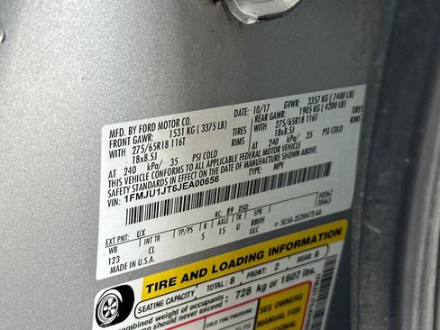 Used 2018 Ford Expedition XLT w/ Equipment Group 202A image 27