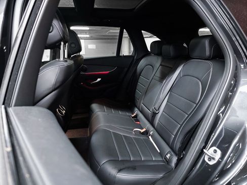 Used 2022 Mercedes-Benz GLC 300 4MATIC image 22