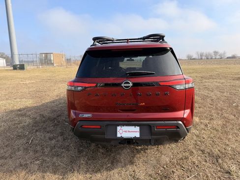 Certified 2023 Nissan Pathfinder Rock Creek image 6