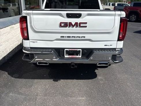 New 2026 GMC Sierra 1500 SLT w/ SLT Premium Package AWD/4WD image 10